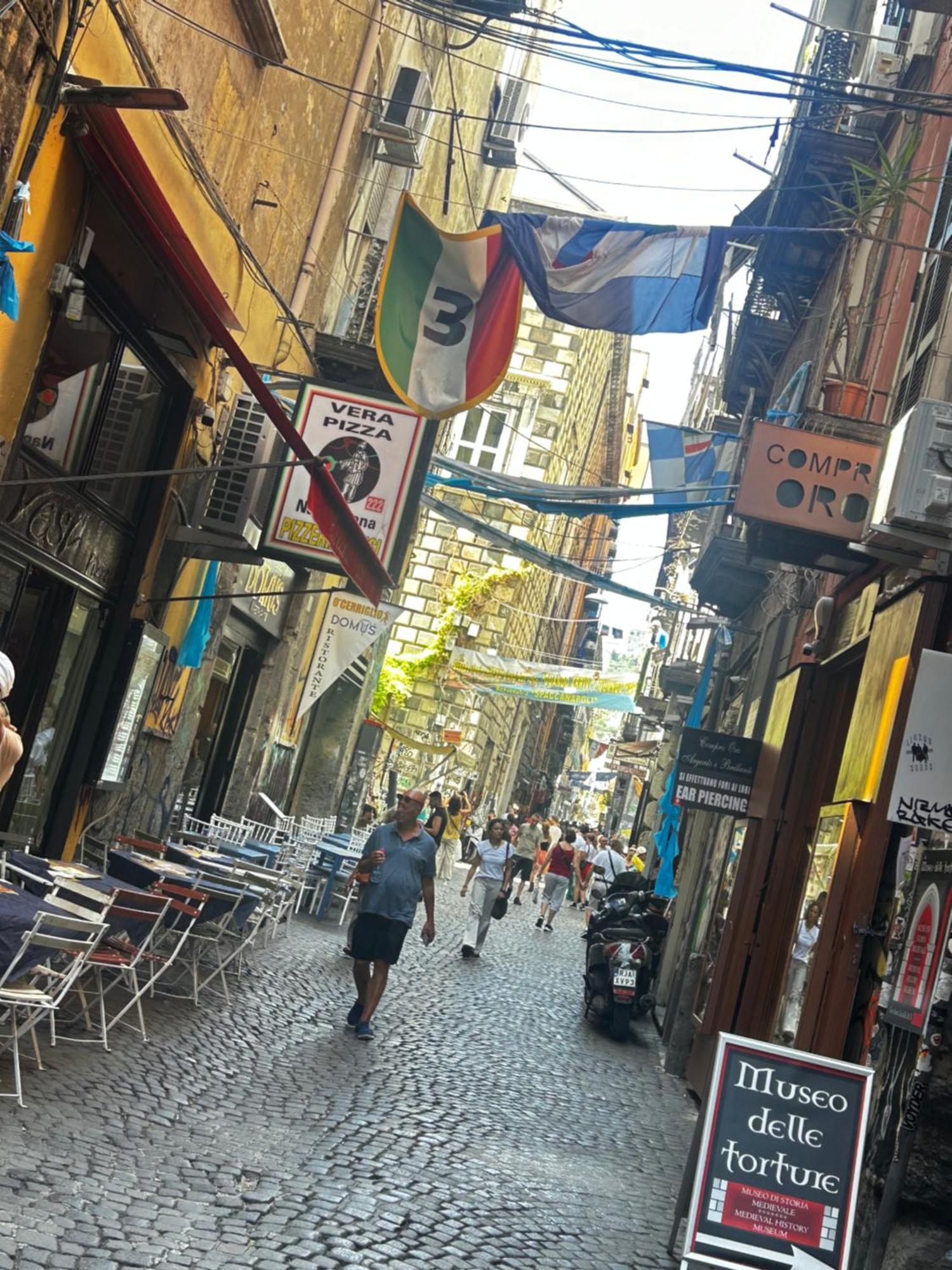 B&B Rifugio Partenopeo - Centro Storico Di Napoli Eksteriør billede